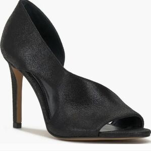 💕HP💕Vince Camuto ALINTON Sandals💕Size 11